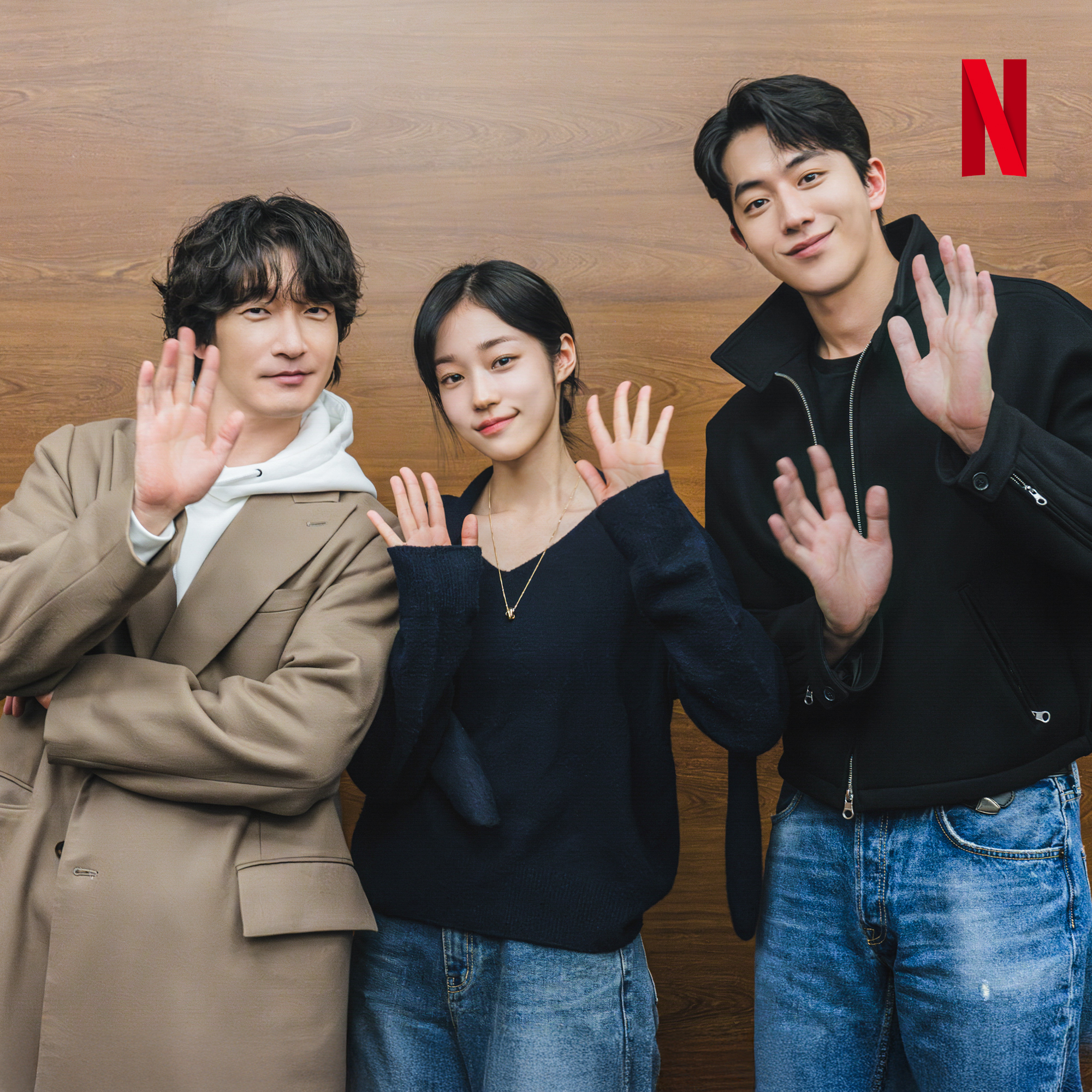 [정보/소식] 귀(⻤)의 세계를 넘나드는 구천, 귀신의 소리를 듣는 궁녀 생강. 궁궐의 저주를 풀기 위한 왕의 비밀스러운 부름을 받다.넷플릭스 시리즈 <동궁>(가제), 남주혁, 노윤서, 조승우 캐스팅 확정 | 인스티즈