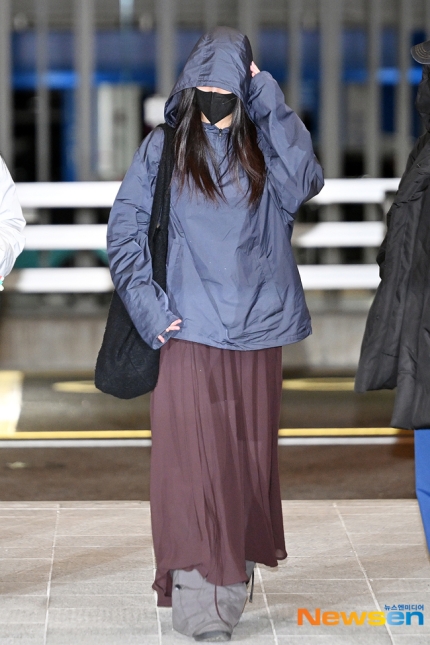[잡담] 뉴진스 오늘 출국 사진 | 인스티즈