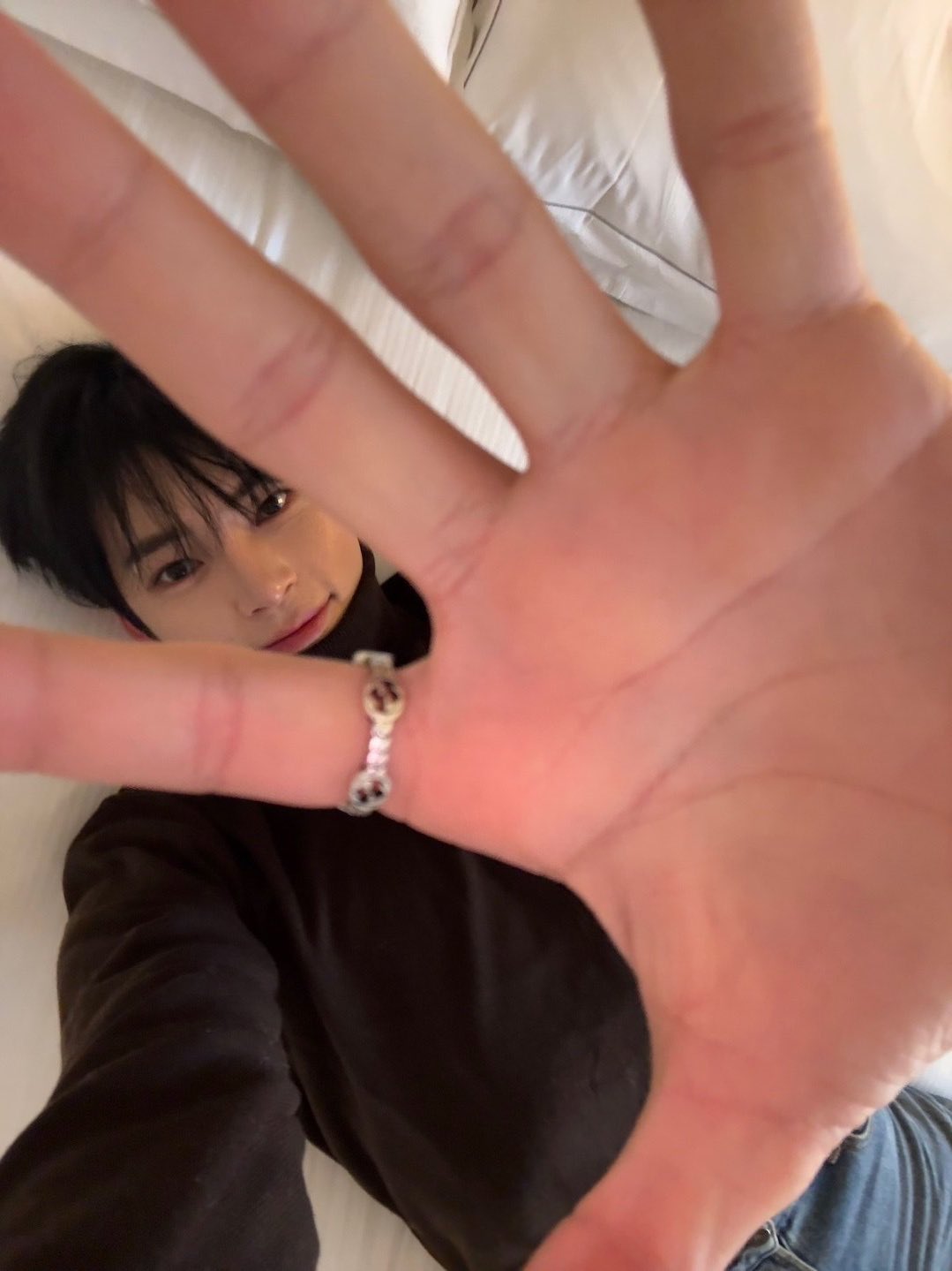 [잡담] 성한빈 셀카 구도 신박한데 | 인스티즈
