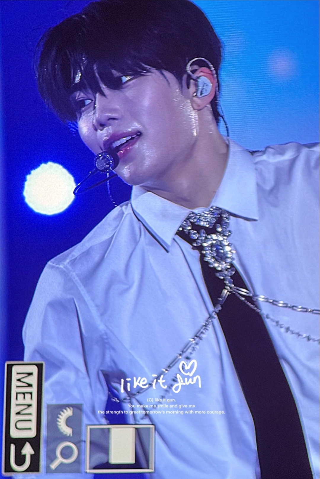 [잡담] 박건욱 눈 개크다 | 인스티즈