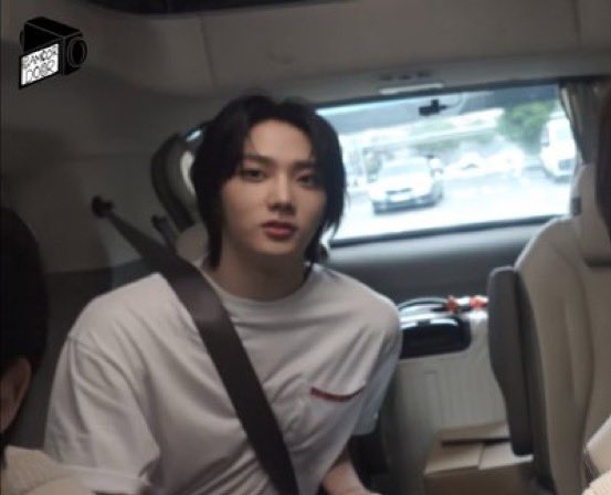 [잡담] 보넥도 성호 어깨 넓네 | 인스티즈