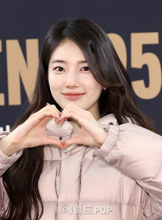 [마플] 수지 얼굴만 보면 몇살처럼 보여? | 인스티즈