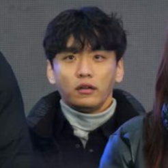 [잡담] 혹시 이분 누군지 아는 익 있을까? | 인스티즈