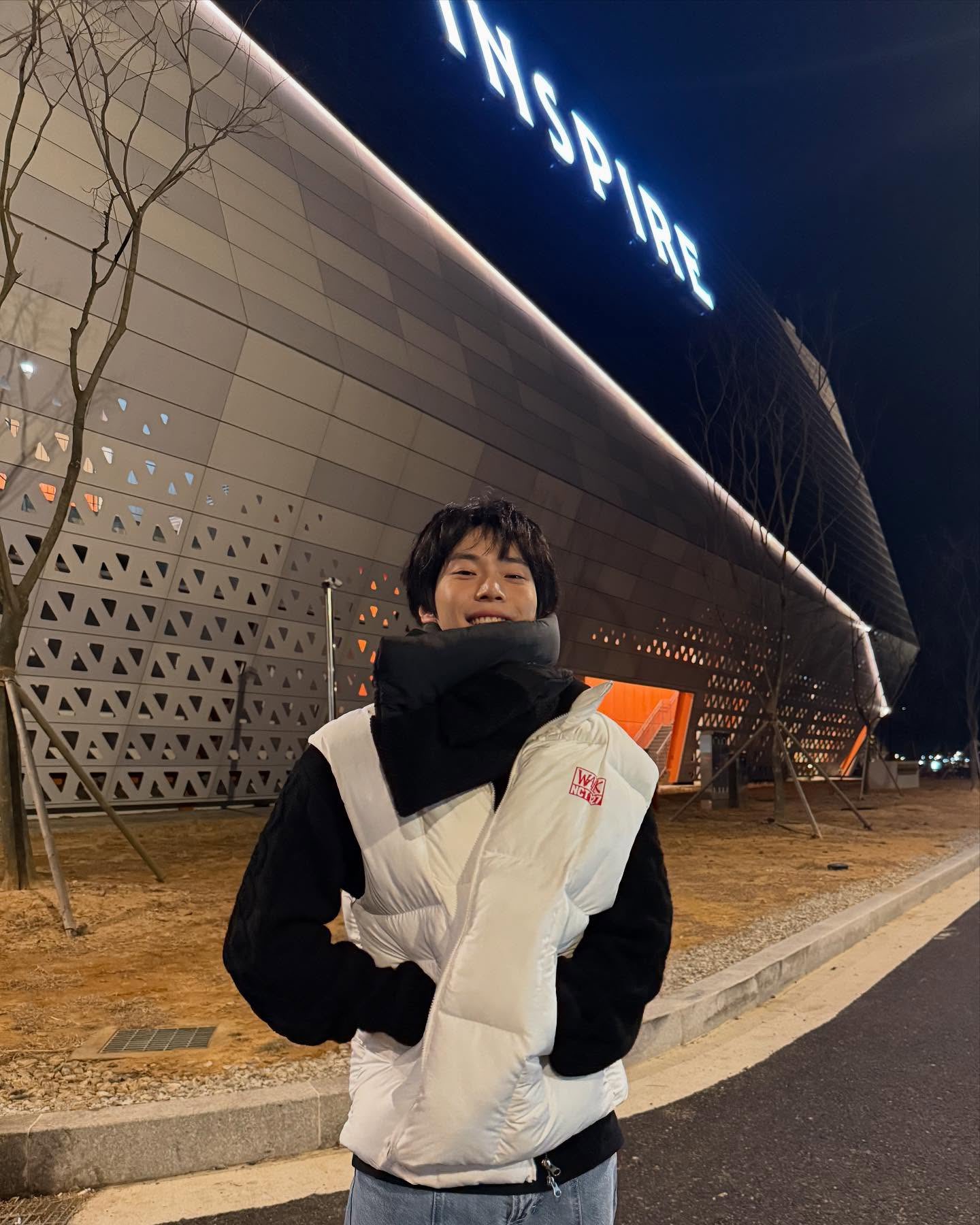 [잡담] 도영 저 무대의상 집에 갖고갓엇잔아 코디:슴콘에서 입을테니 가져오세용 | 인스티즈