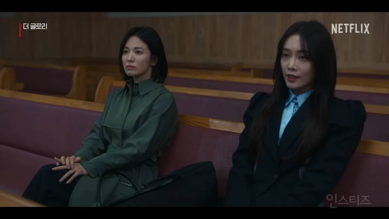 캐릭터 싱크로율 찰떡인 송혜교X전여빈 주연의 <검은 수녀들> | 인스티즈