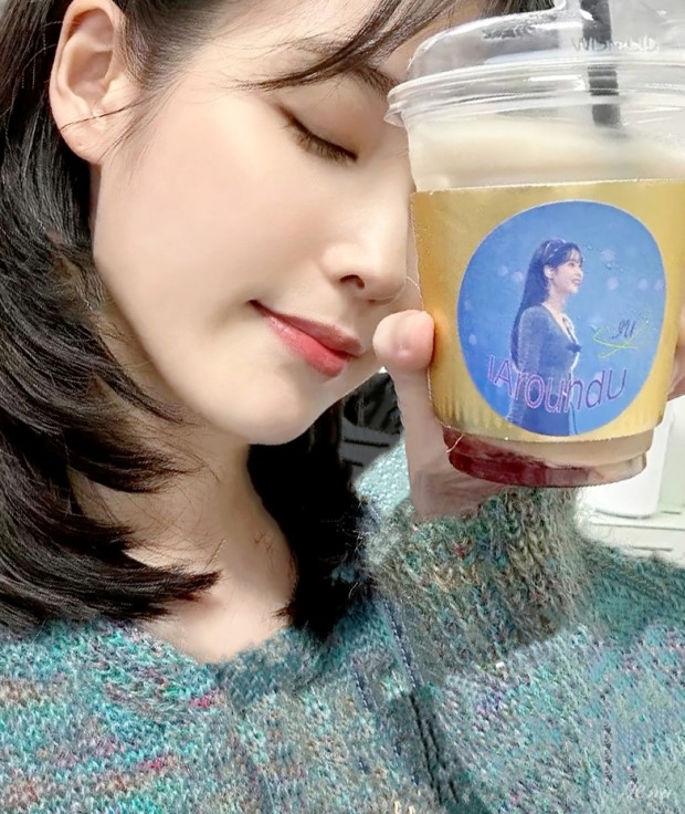 [잡담] 아이유 폭싹에서 헤어 이런 스타일로 나올 것 같은데 | 인스티즈