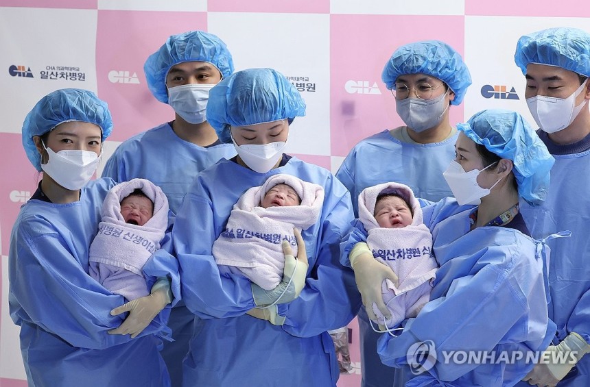 [정보/소식] 2025년생 새해 첫아기들 탄생 | 인스티즈