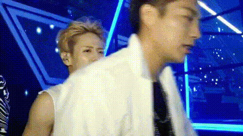 [잡담] 양요섭 예민짤 다 윤두준때문인거 개웃기넼ㅋㅋㅋㅋㅋㅋ | 인스티즈