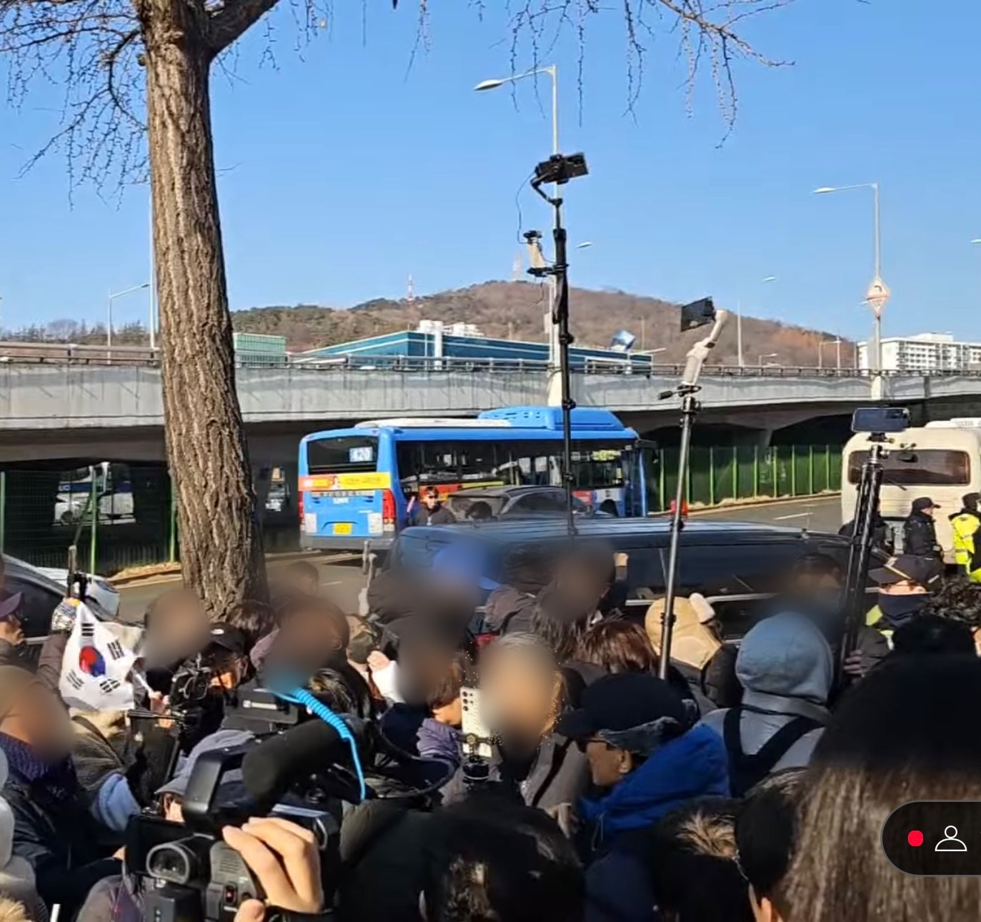 [잡담] 각 언론사? 유튜버? 뷰 느낌좀 알려줘 | 인스티즈