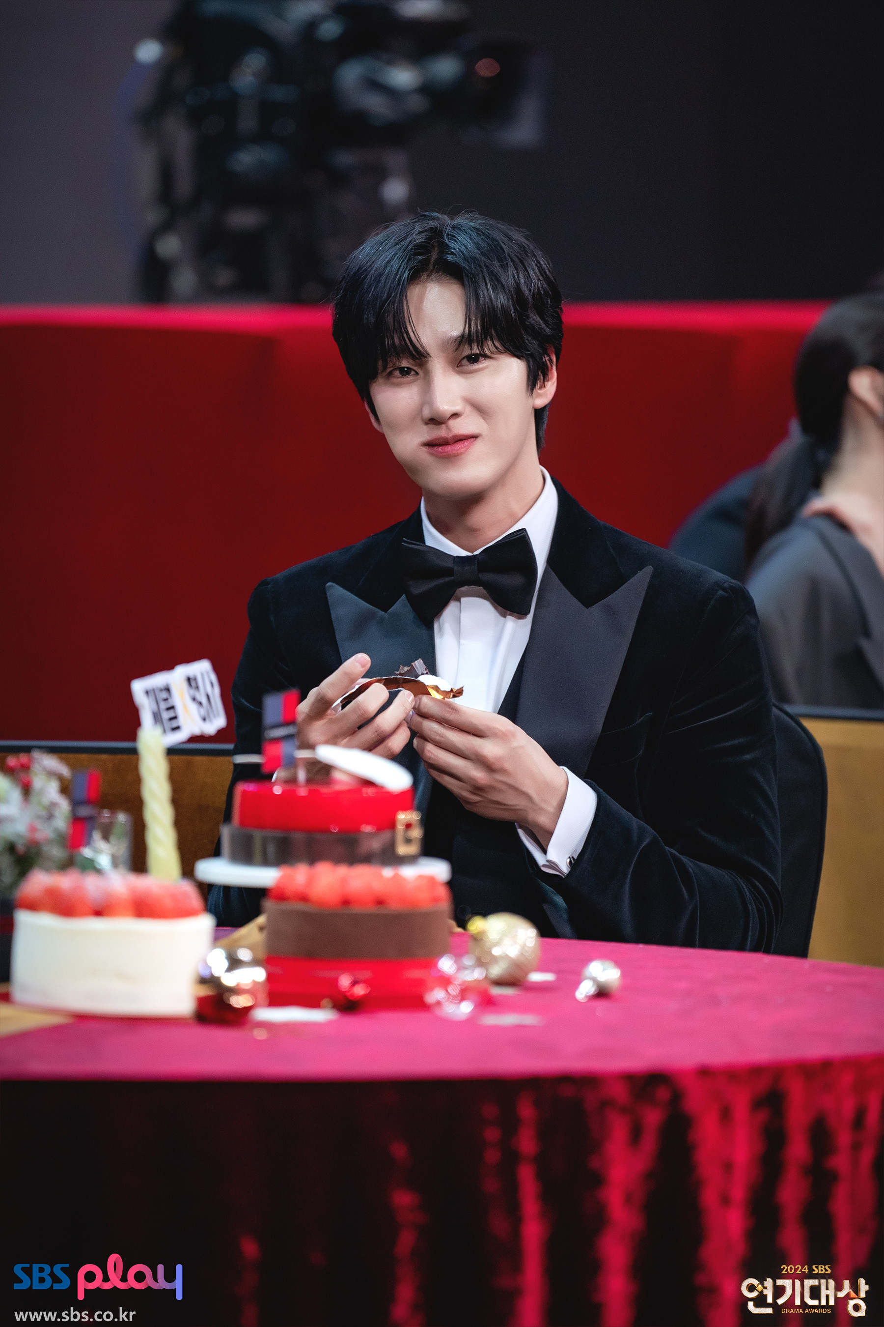 [잡담] 안보현 사극 찍고 있어서 그런가 살 뺐네 ㅠㅠ | 인스티즈
