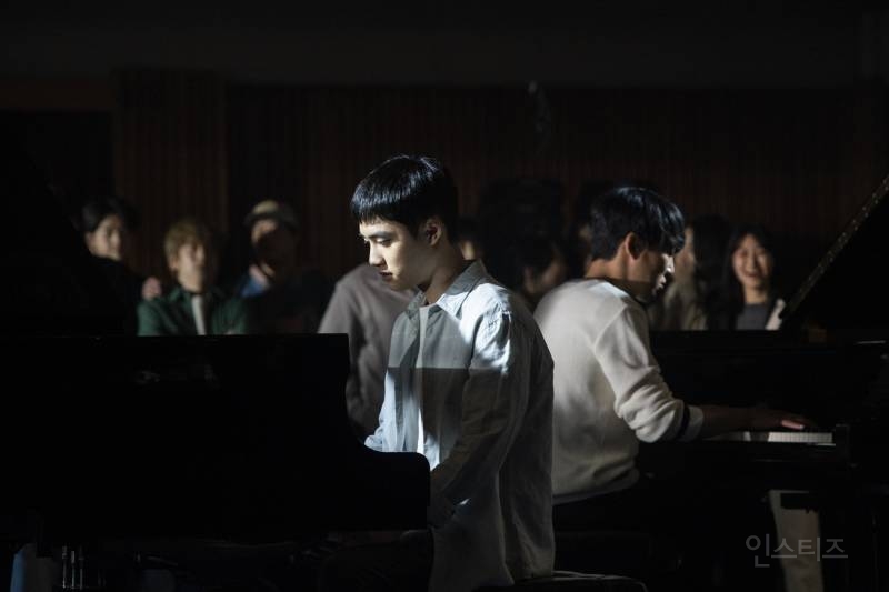 리메이크 영화 <말할 수 없는 비밀> 도경수 스틸컷.jpg | 인스티즈