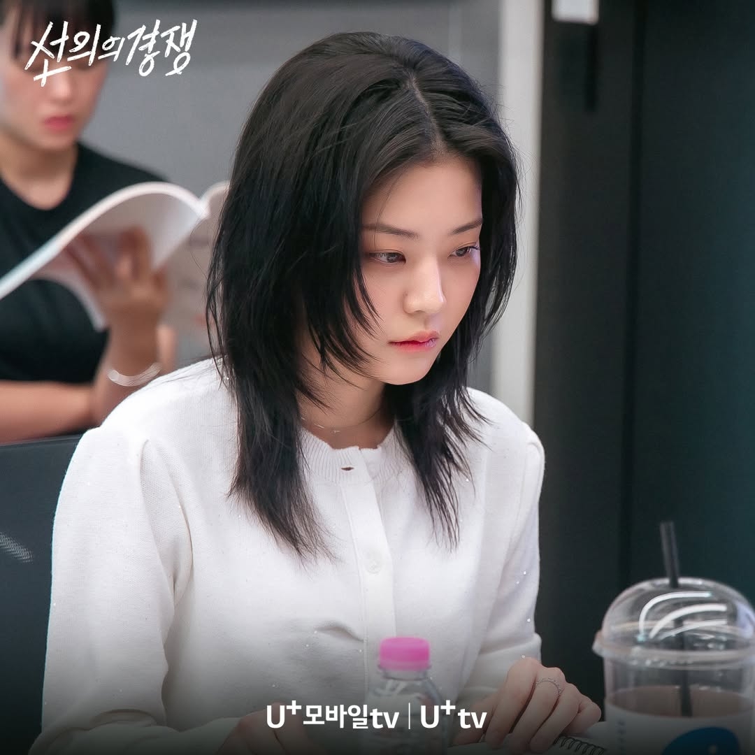 [정보/소식] 혜리 주연 <선의의 경쟁> 대본리딩 사진 | 인스티즈