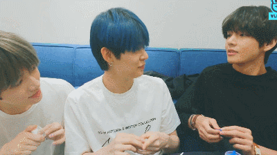 [잡담] 투바투 방탄 ㄹㅇ 호랑이 담배 태우던 시절 라방 같이한 적 있음 | 인스티즈