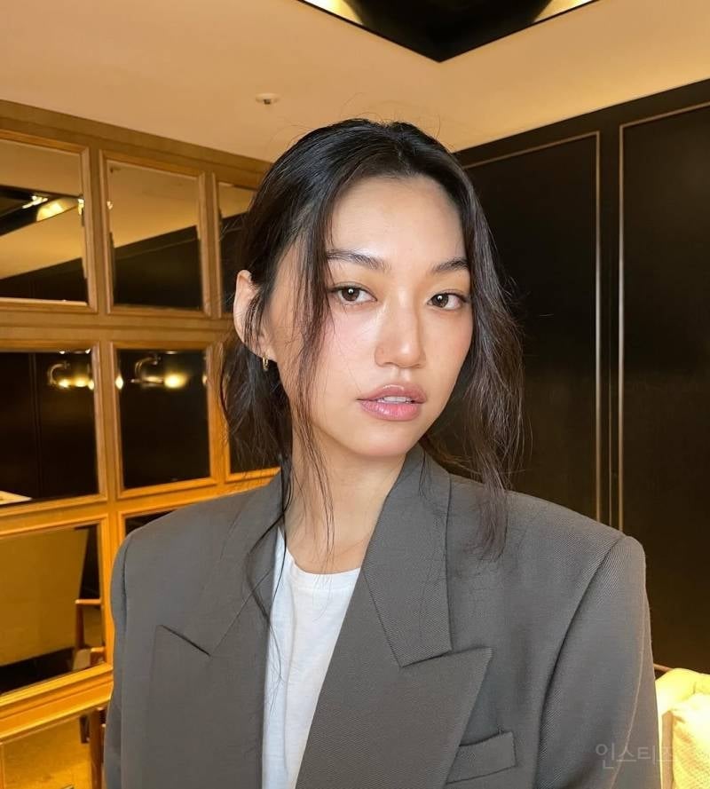 컨셉 찰떡이라는 <애나엑스> 애나역 김도연.jpg | 인스티즈