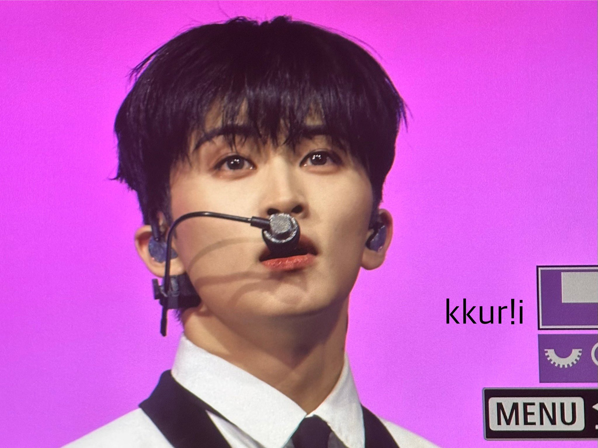 [잡담] 마크 오늘 얼굴로 ㄹㅇ 입덕 | 인스티즈