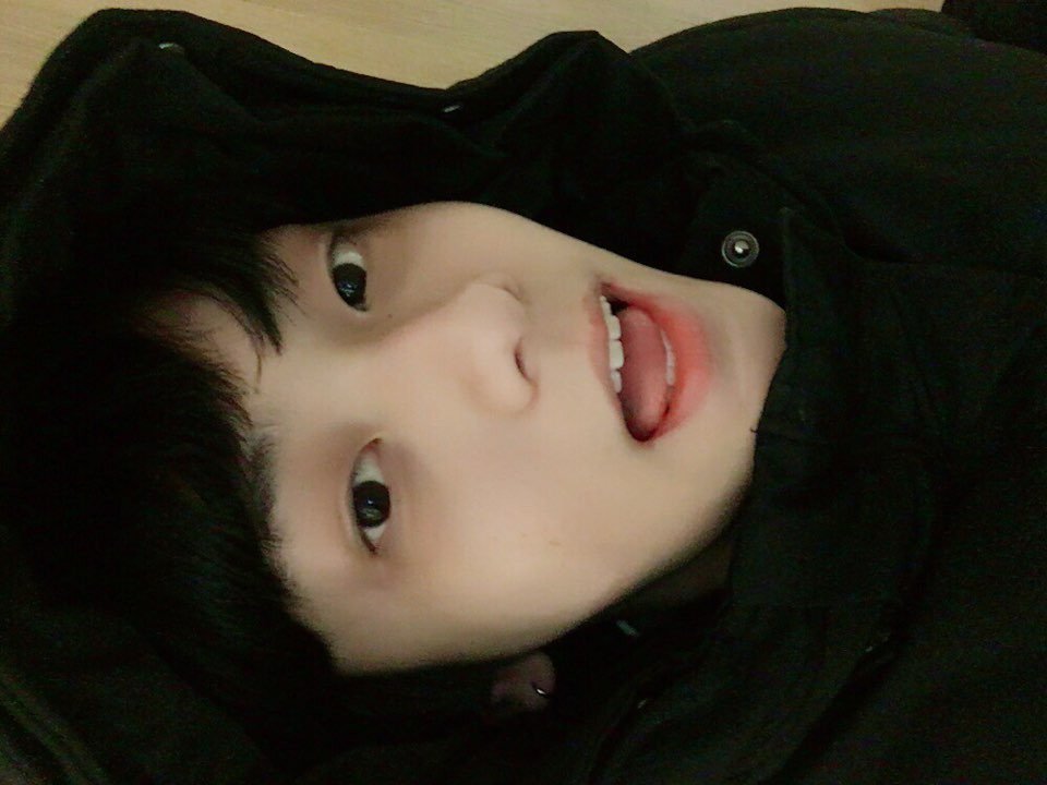 [잡담] 난 툽 수빈 첫공개가 너무 웃긴게ㅋㅋㅋ 수빈이 찐친이 | 인스티즈