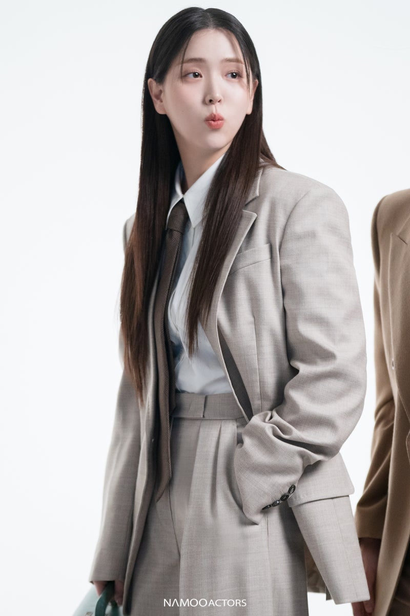 [잡담] 김지은 오늘 뜬 사진 너무 잘생겼어 ㅠㅠㅠㅠ | 인스티즈