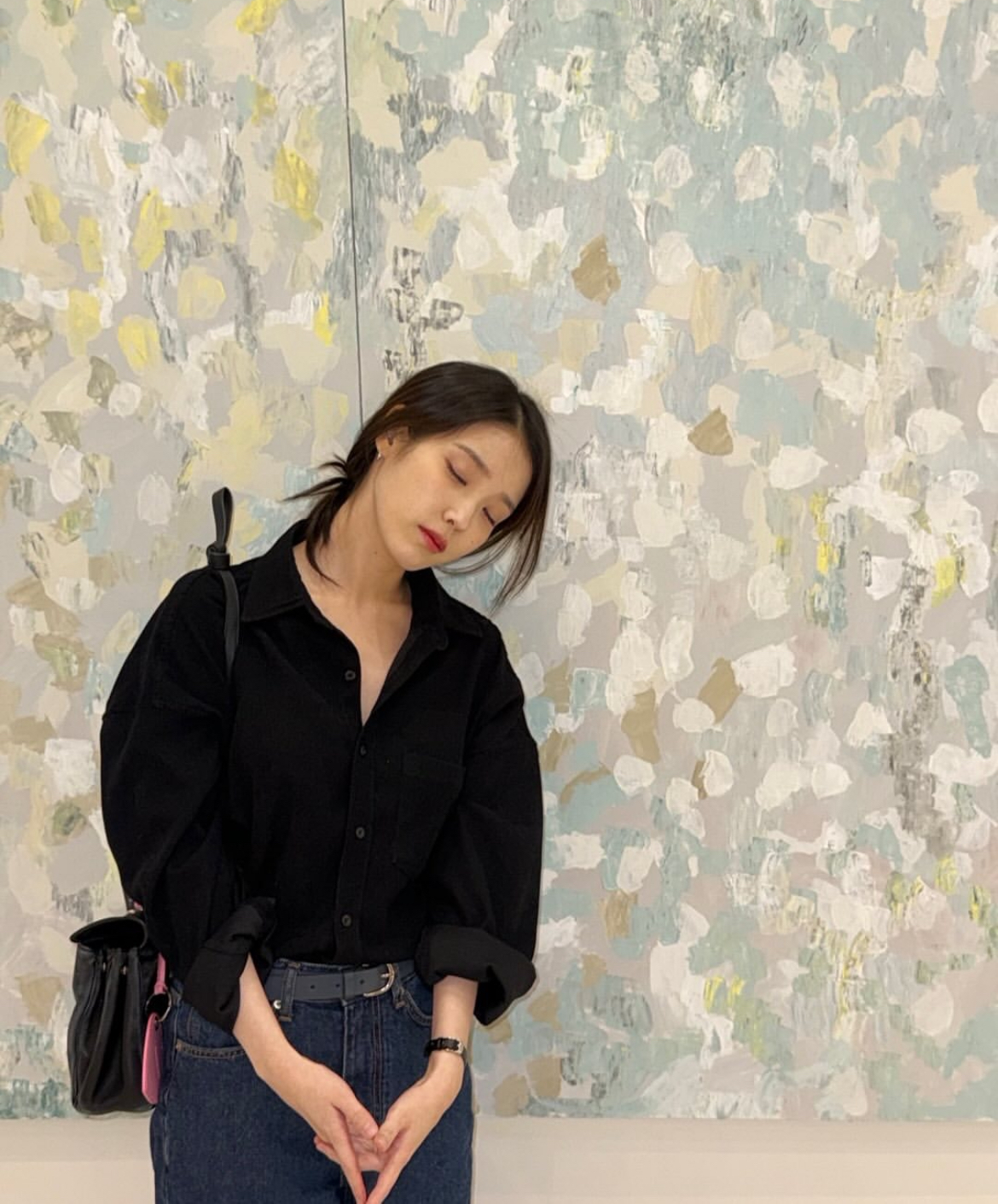 [잡담] 아이유 인스타 사진 20장 채워서 올려주고 가심 | 인스티즈