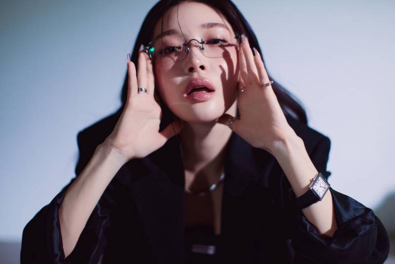 CHUNG HA 청하 I EP Album [Alivio] Official Photo #1 | 인스티즈