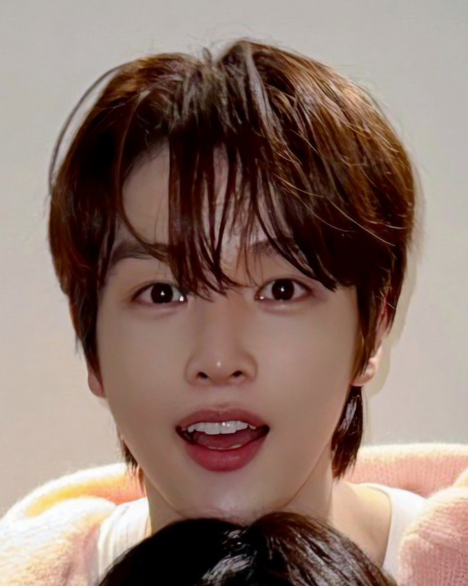[잡담] 성찬이 진짜 귀엽게 생김 | 인스티즈