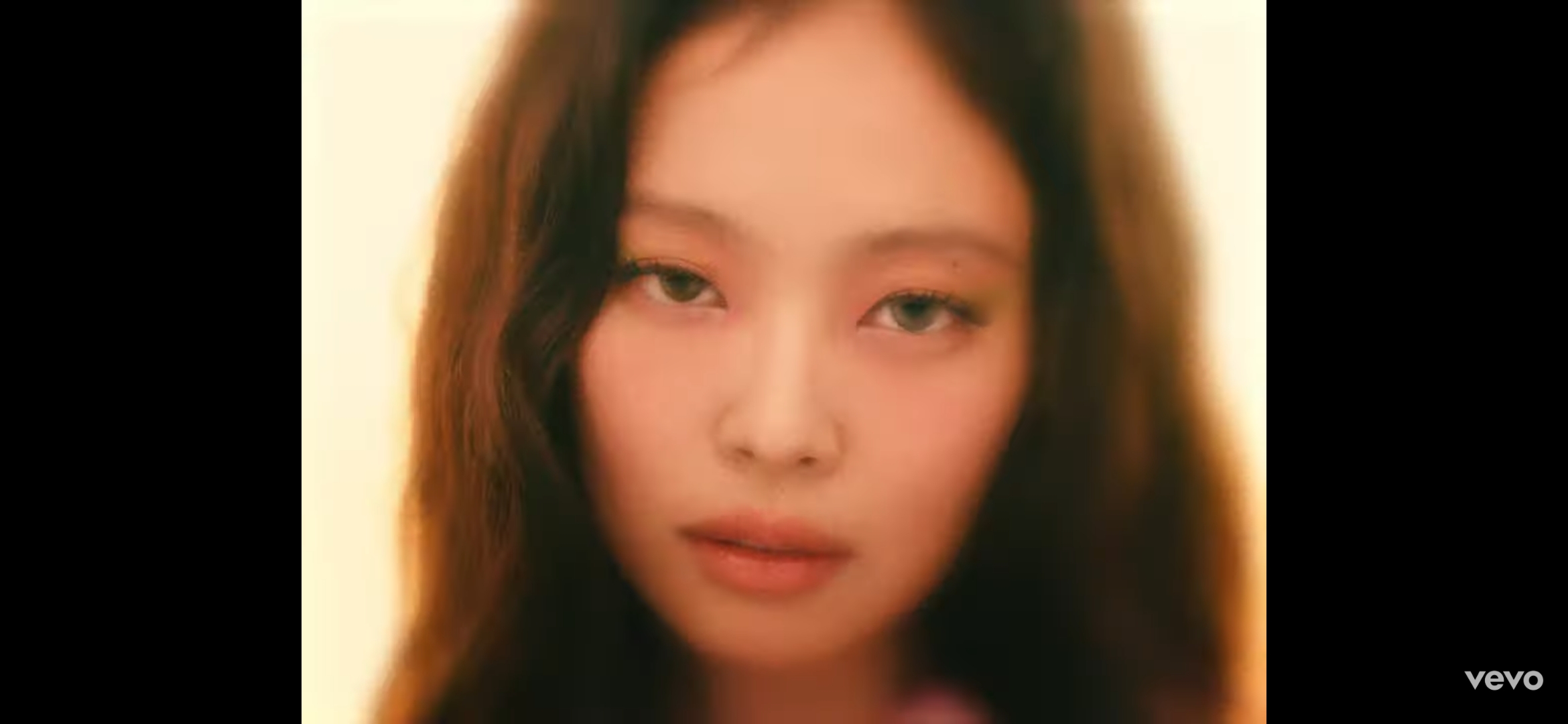 [잡담] 제니 뮤비 발캡쳐 해옴ㅋㅋㅋ | 인스티즈