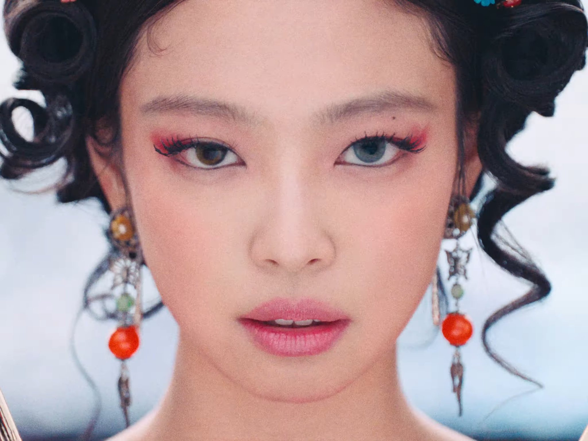 [잡담] 제니 뮤비 헤메 뭐가 제일 취향임???? | 인스티즈