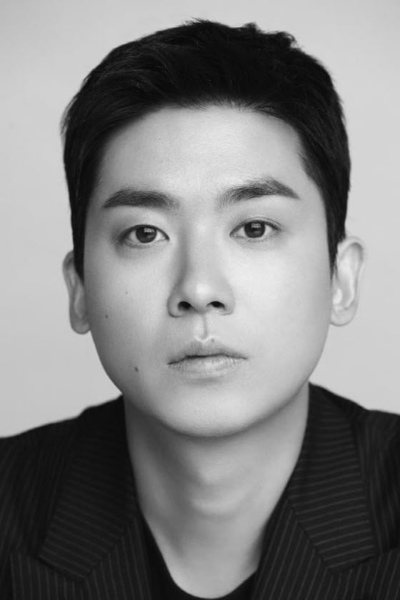 [정보/소식] [단독] 'D.P.' 조현철, '대세' 이이담 만난다..'아수라 발발타' 주연 합류 | 인스티즈
