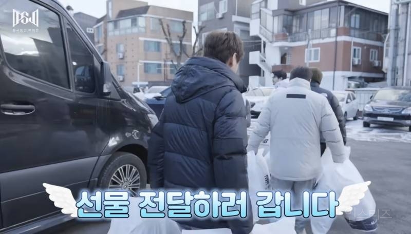 유독 어린이들에게 기부를 많이 하는 가수.jpg | 인스티즈