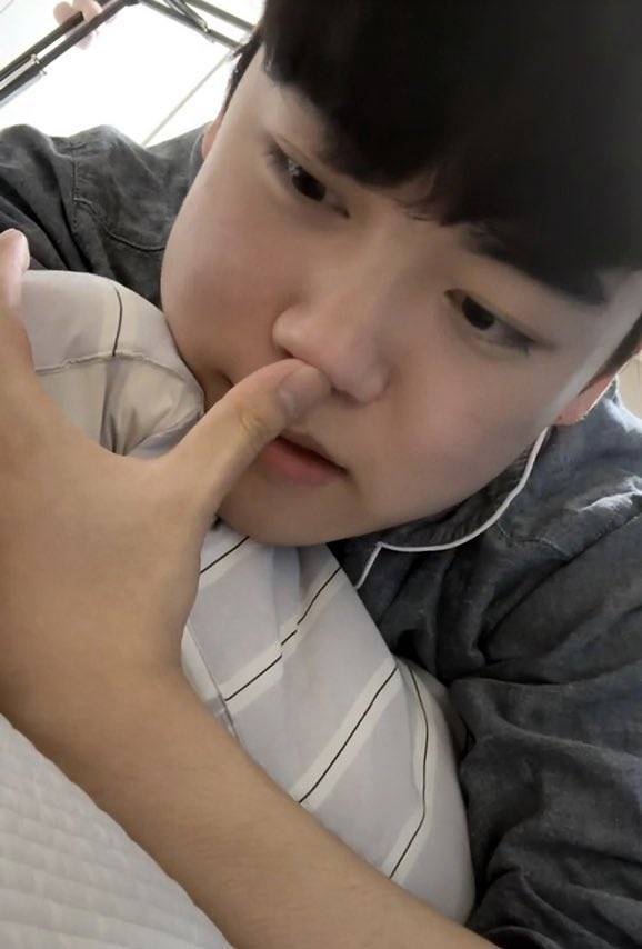 [잡담] 내가 좋아하는 민형이 사진 | 인스티즈