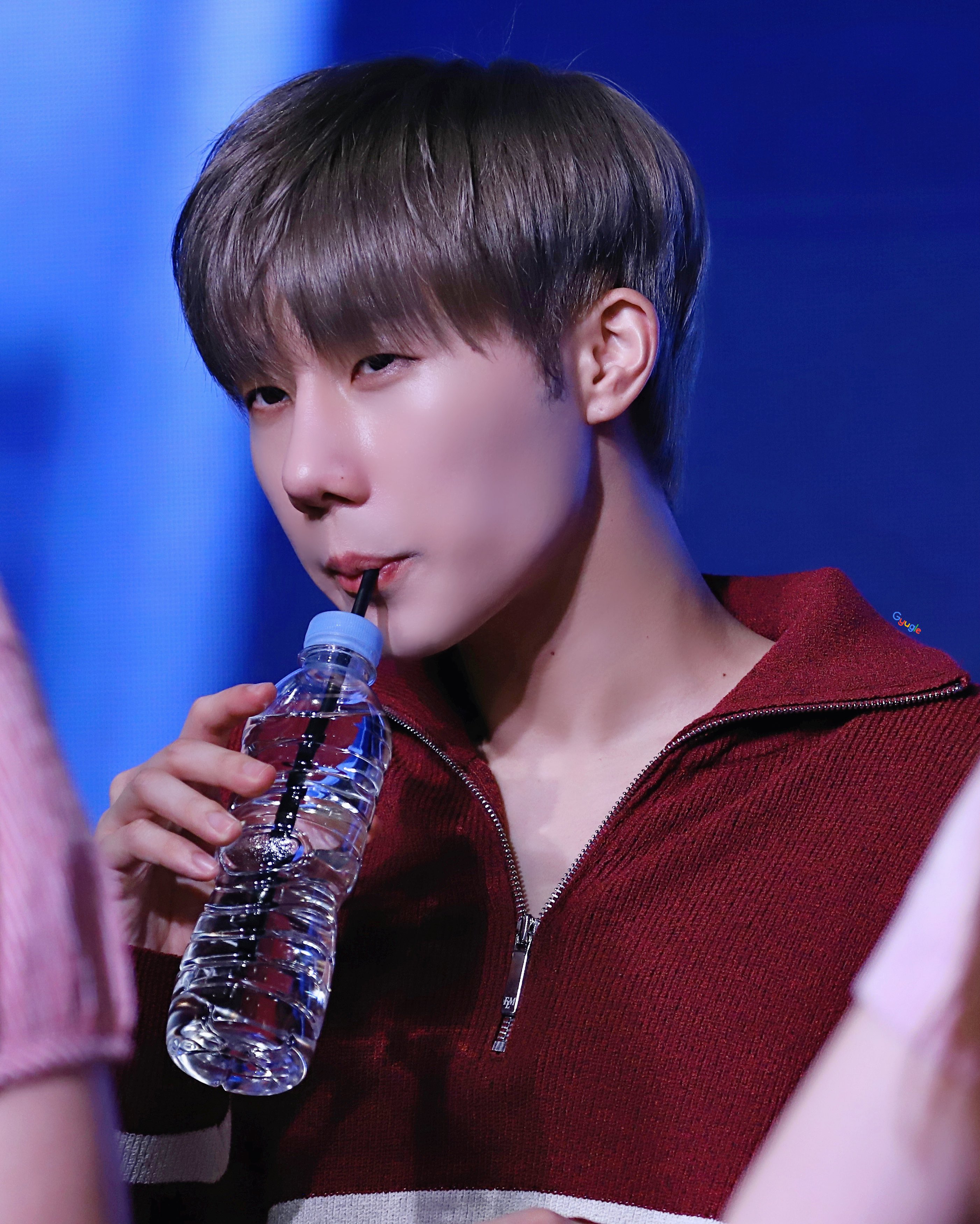 [잡담] 인피니트 성규 탈색이 잘 어울리는 이유가 뭘까? | 인스티즈