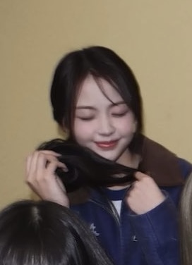 [잡담] 하투하 카르멘 ㄹㅇ 애기같다 | 인스티즈