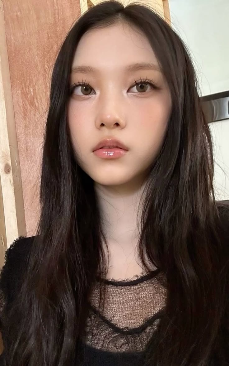 [잡담] 뉴진스 해린 이거 립 뭘까???????? | 인스티즈