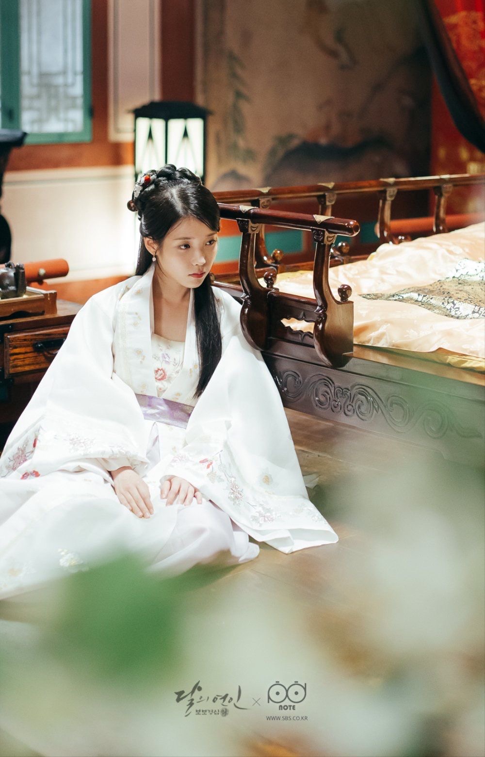 [잡담] 아이유보면 머리스타일+ 메이크업으로 이미지가 확 바뀌는거 좋음 | 인스티즈