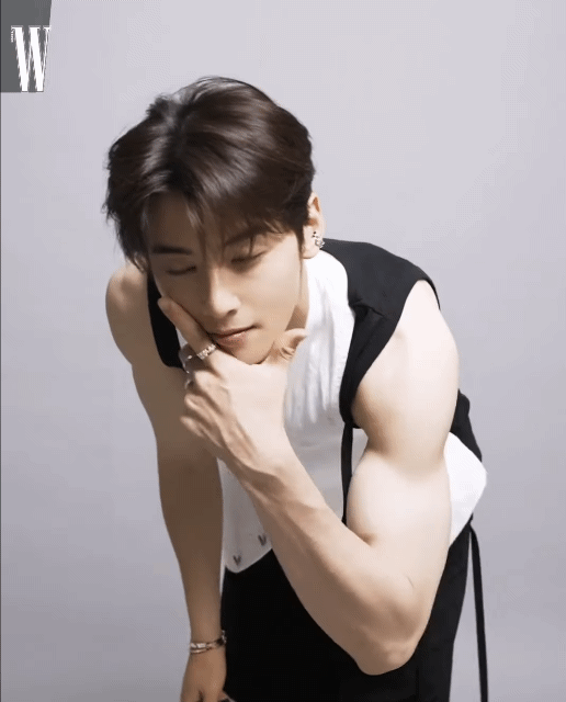 [잡담] 내 기준 남돌 중에 제일 잘생겼음 | 인스티즈