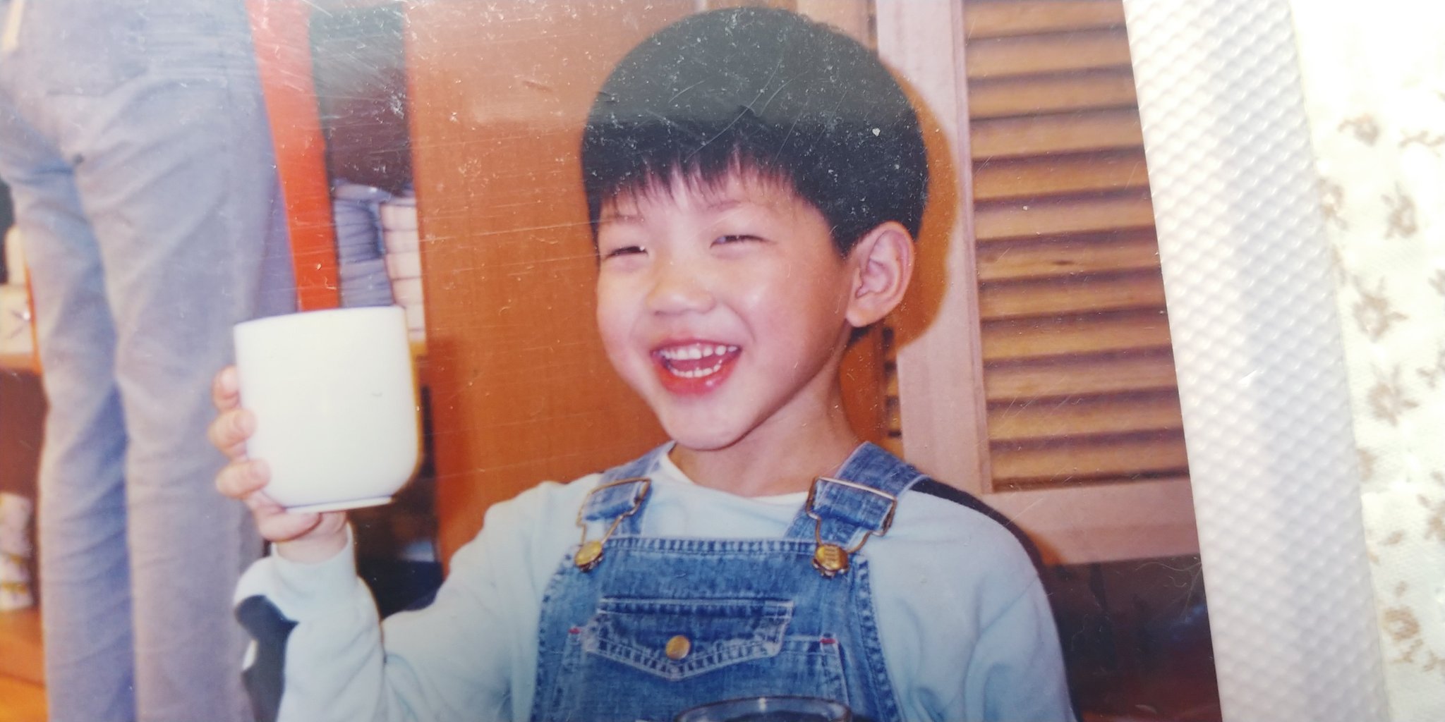 [잡담] 데이식스는 멤버들 다 걍 어릴때랑 개똑같이 생긴 것 같음 | 인스티즈