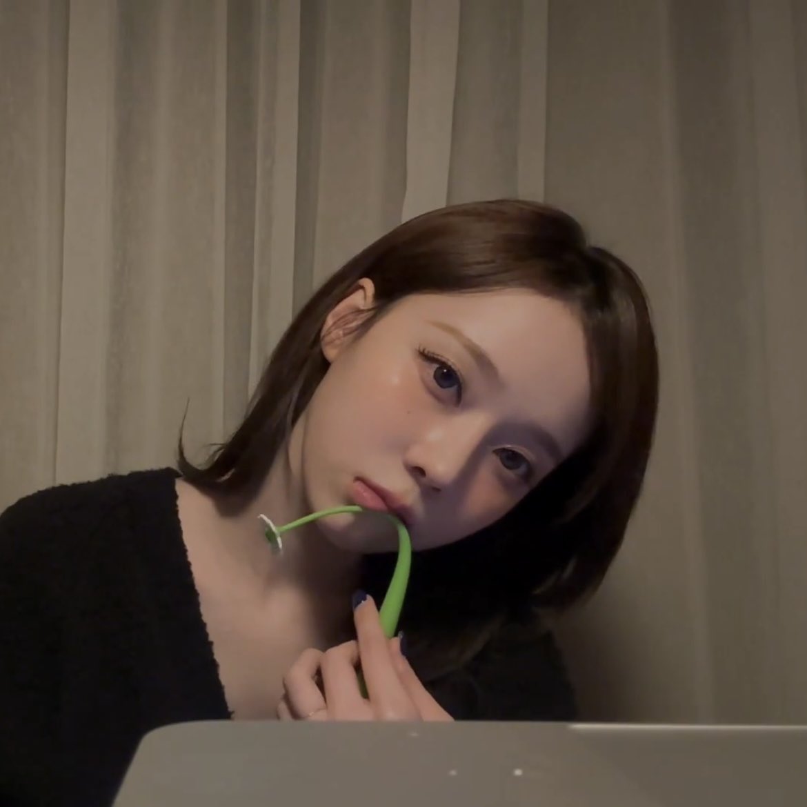 [잡담] 윈터 어제 라방 얼굴 진짜 뭐지 | 인스티즈