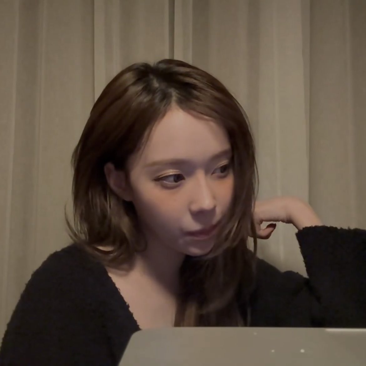 [잡담] 윈터 어제 라방 얼굴 진짜 뭐지 | 인스티즈