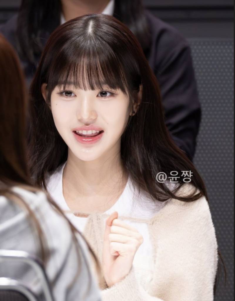 [잡담] 이 앞머리가 소프트 풀뱅이야?? | 인스티즈