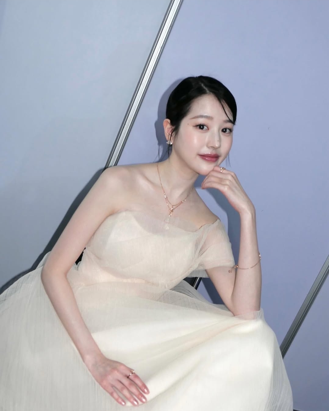 [잡담] 장다아랑 장원영이랑 닮았다 생각한적없는데...이사진ㄹㅈㄷ | 인스티즈