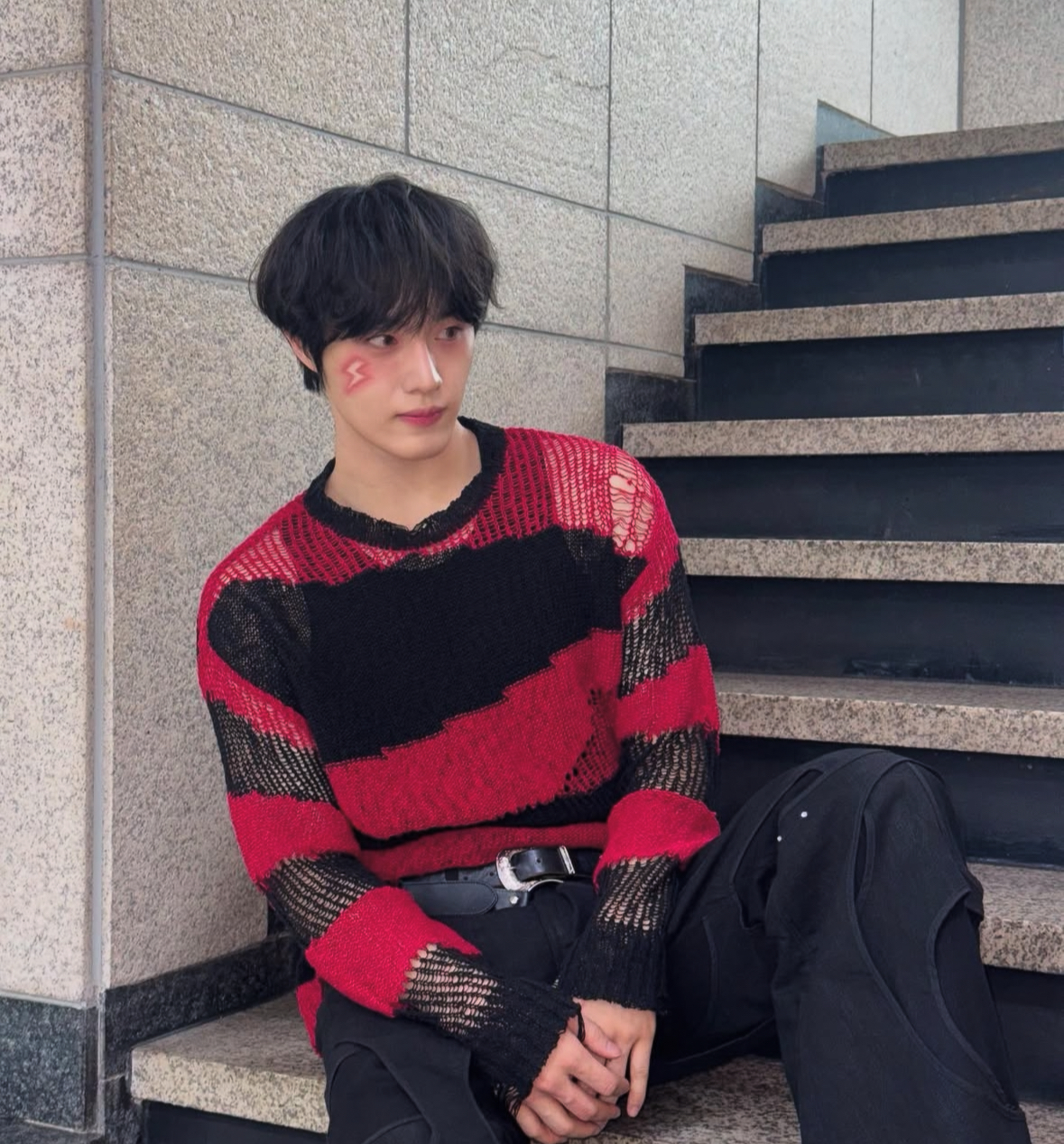 [잡담] 아 미쳤나봐 너무 잘생겼어 | 인스티즈