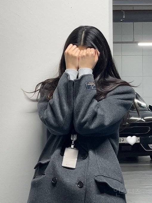 팬 보자마자 눈물 흘리는 여돌 실존.x | 인스티즈