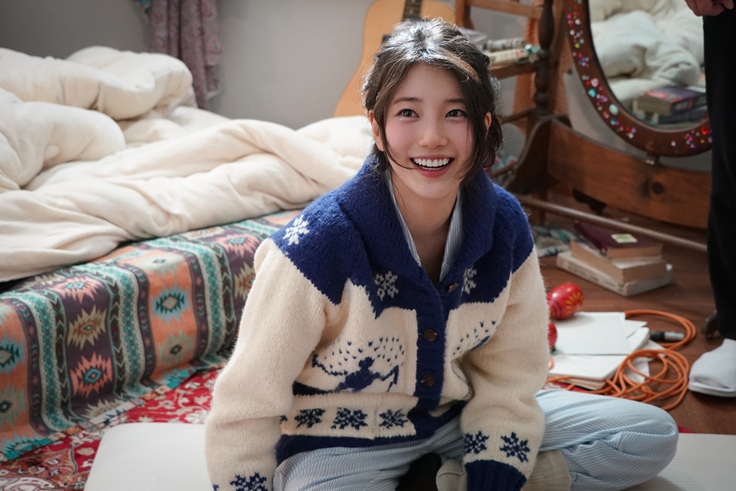 [잡담] 수지 이 사진들 보면 힐링드 소취하게 되.. | 인스티즈