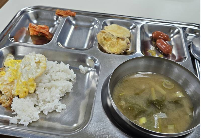 [잡담] 점심만 보면 회사규모 어느정도 같애? | 인스티즈