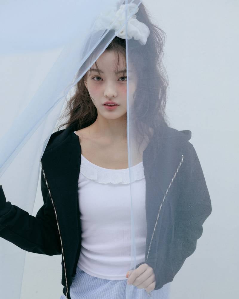 11살 때 엄마 아빠랑 떨어져서 한국으로 연습생하러 온 아일릿 멤버 | 인스티즈