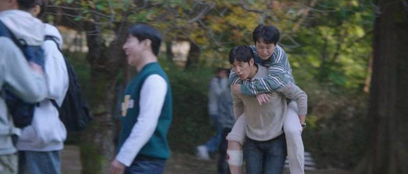 [마녀] 남자들이...다 제가 좋다는데요? 근데 절 좋아하면 다 죽더라고요....jpgif | 인스티즈