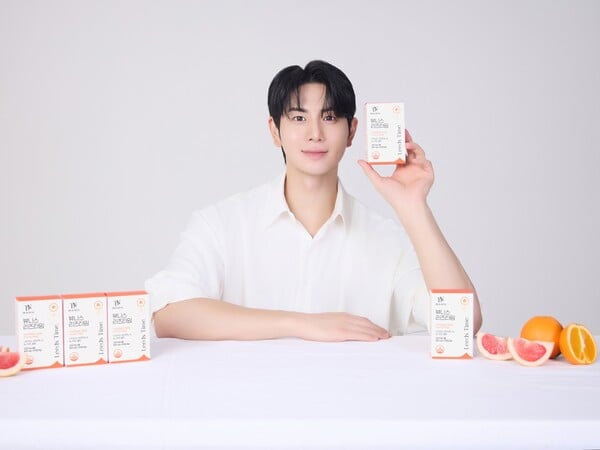[잡담] 뷰니스, 新 리즈타임 제품 모델에 '메기남' 안종훈 선정 | 인스티즈