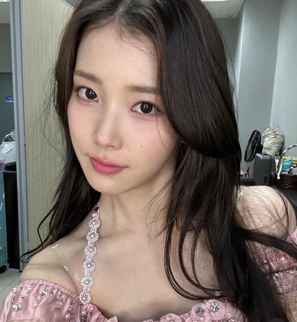 [잡담] 대군부인 아이유 꾸꾸 말아주겠지? | 인스티즈