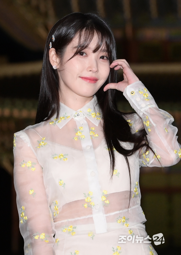 [정보/소식] [단독] '배우 컴백' 아이유, '살롱드립2' 뜬다⋯장도연과 환상 케미 | 인스티즈