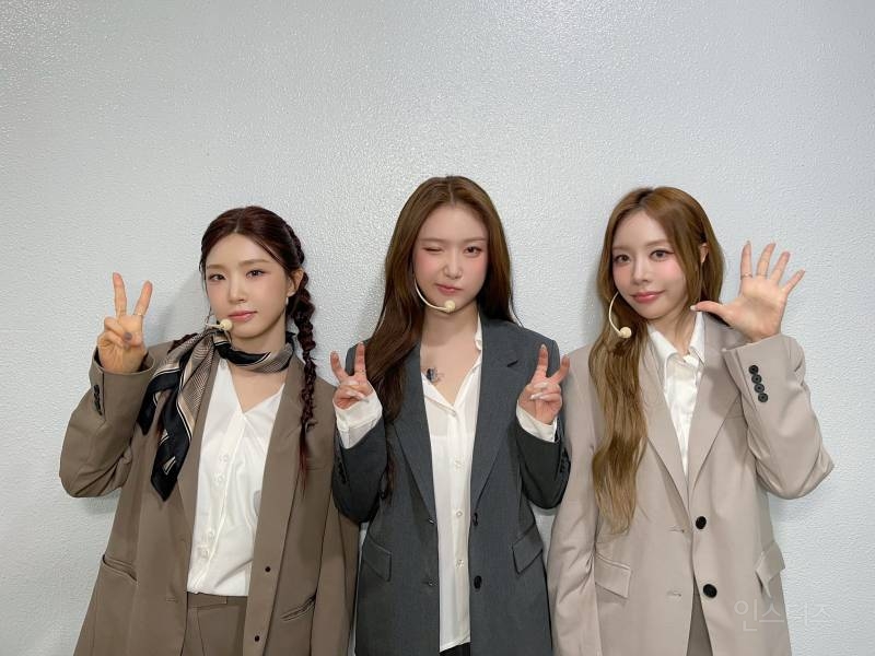 요즘 팬들한테 헤메코 칭찬 많이 받아서 좋다는 브브걸 | 인스티즈