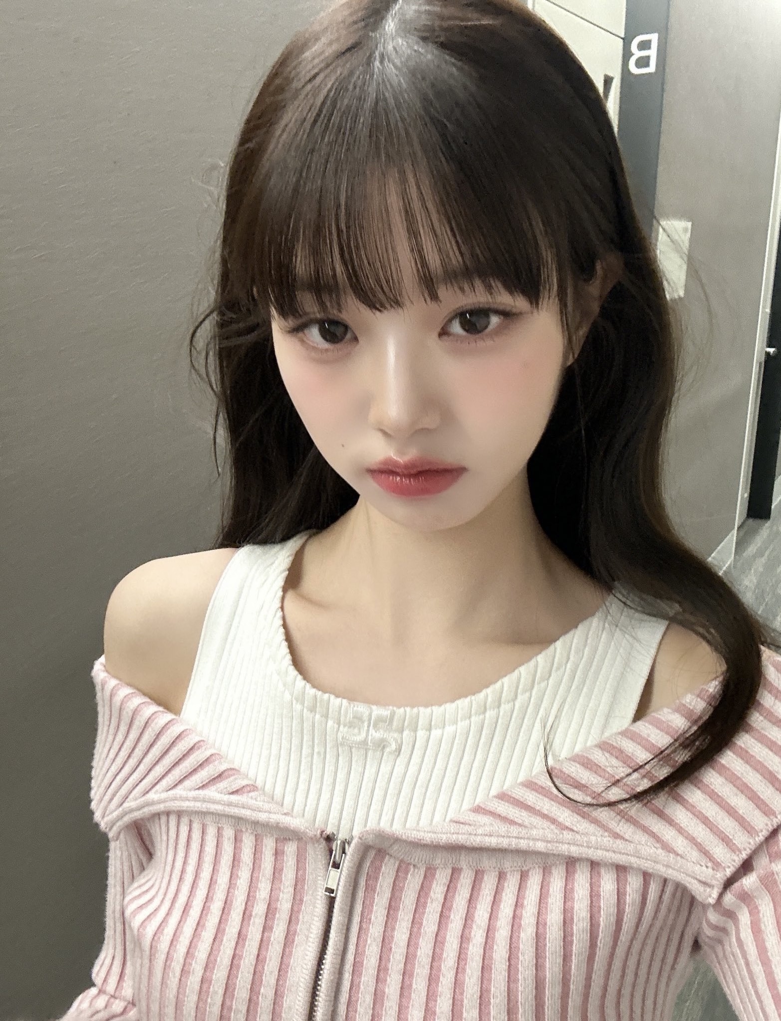 [잡담] 난 특이취향으로 앞머리있는 원영이가 더 좋타 | 인스티즈